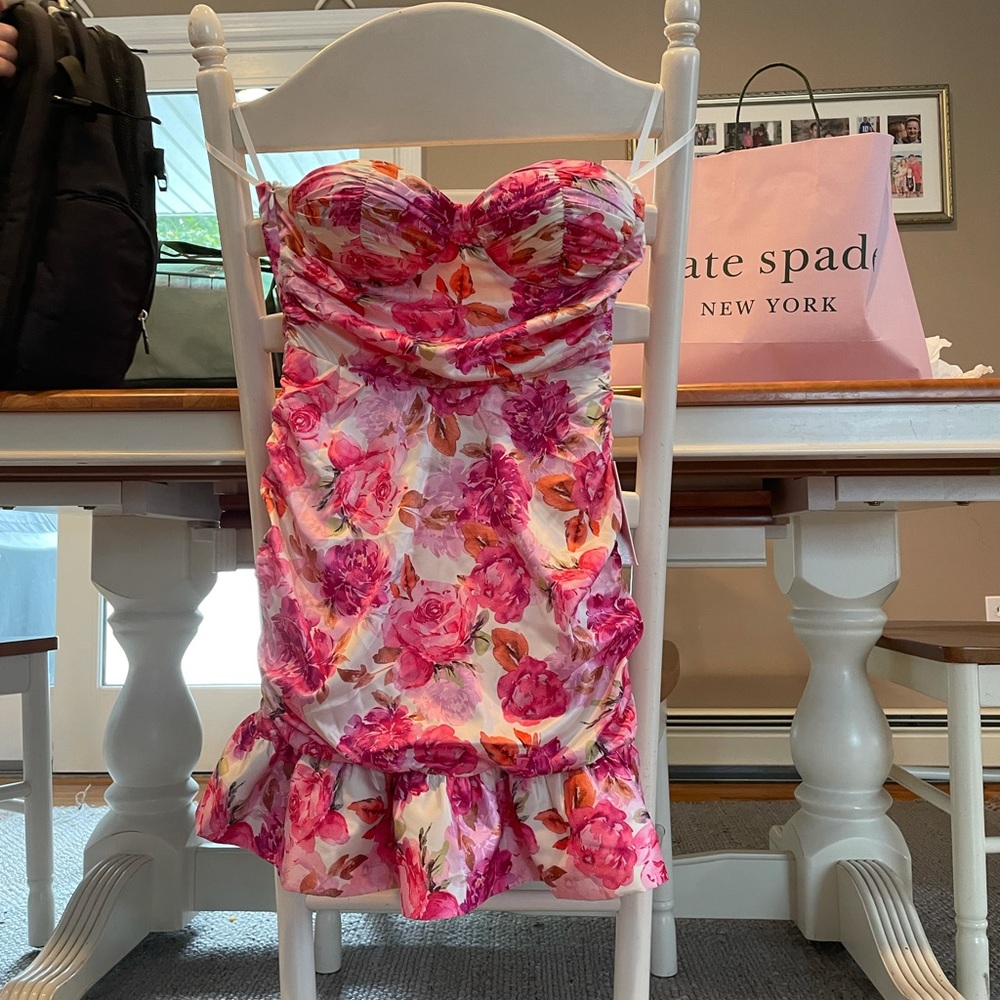 Brand new Alamour dress, size small, with tags
